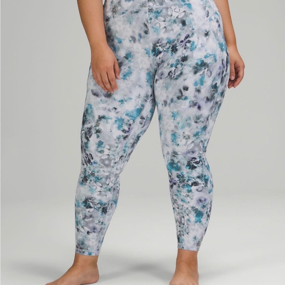 Lulu lemon leggings size 4